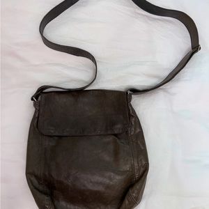 Crossbody soft leather bag (m0851 Fold Over Bag)